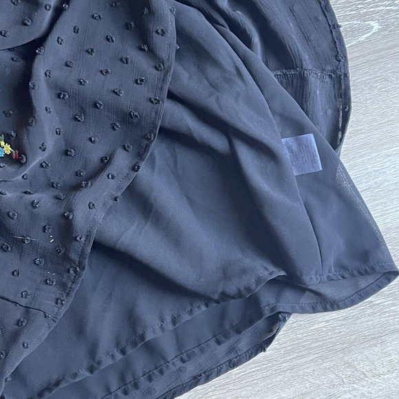 Sweet Grey Embroidered Chiffon Blouse Black Small Swiss Dots Stitch Fix Lined - Picture 6 of 9